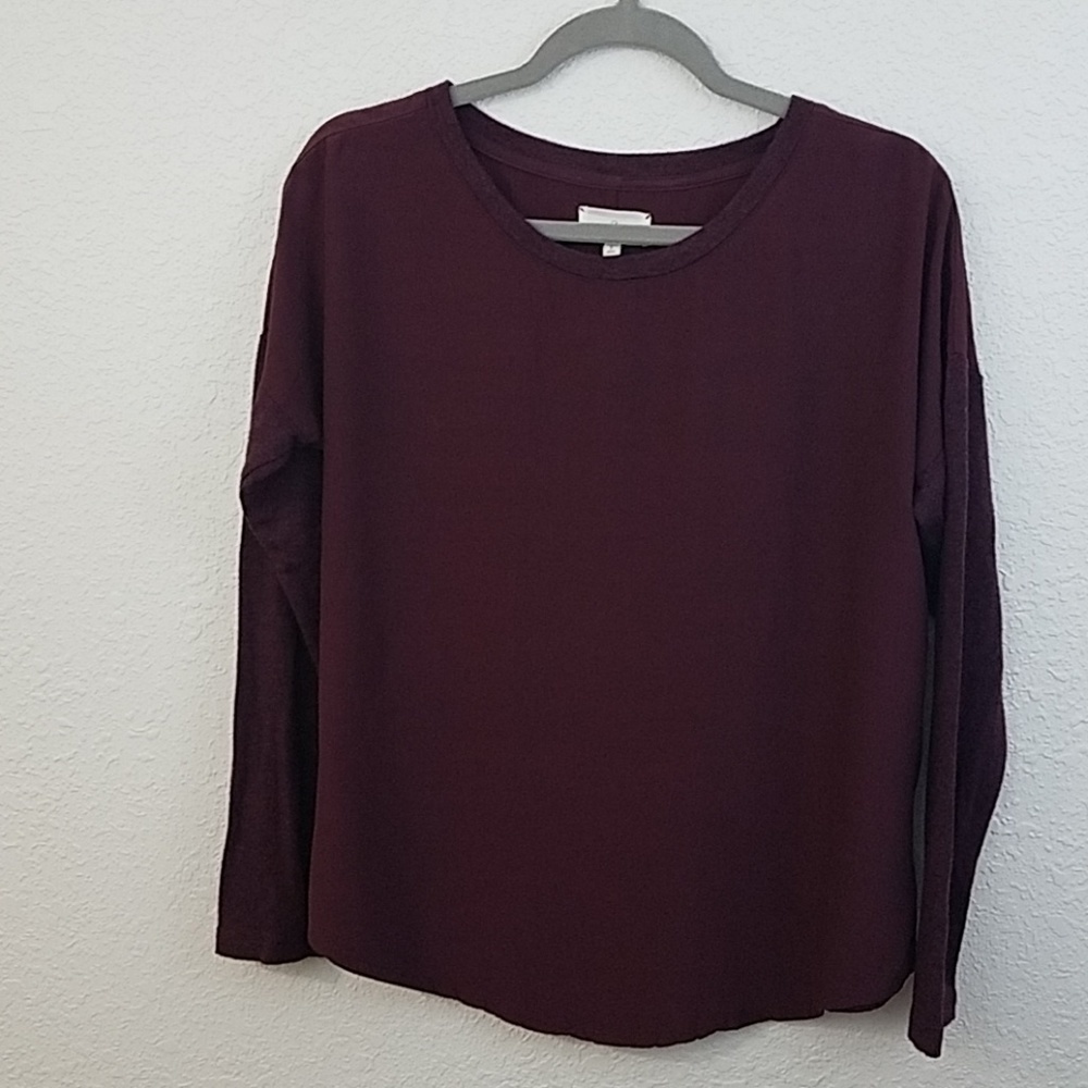 lou &Grey burgundy t shirt sz small long sleeve